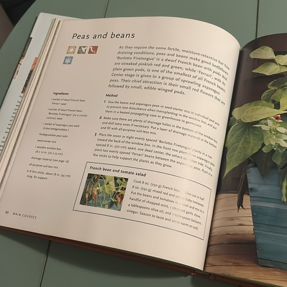 📚🌿 Crops in Pots — Reader’s Digest Hardcover Gardening Guide by Bob Purnell - Picture 14 of 15